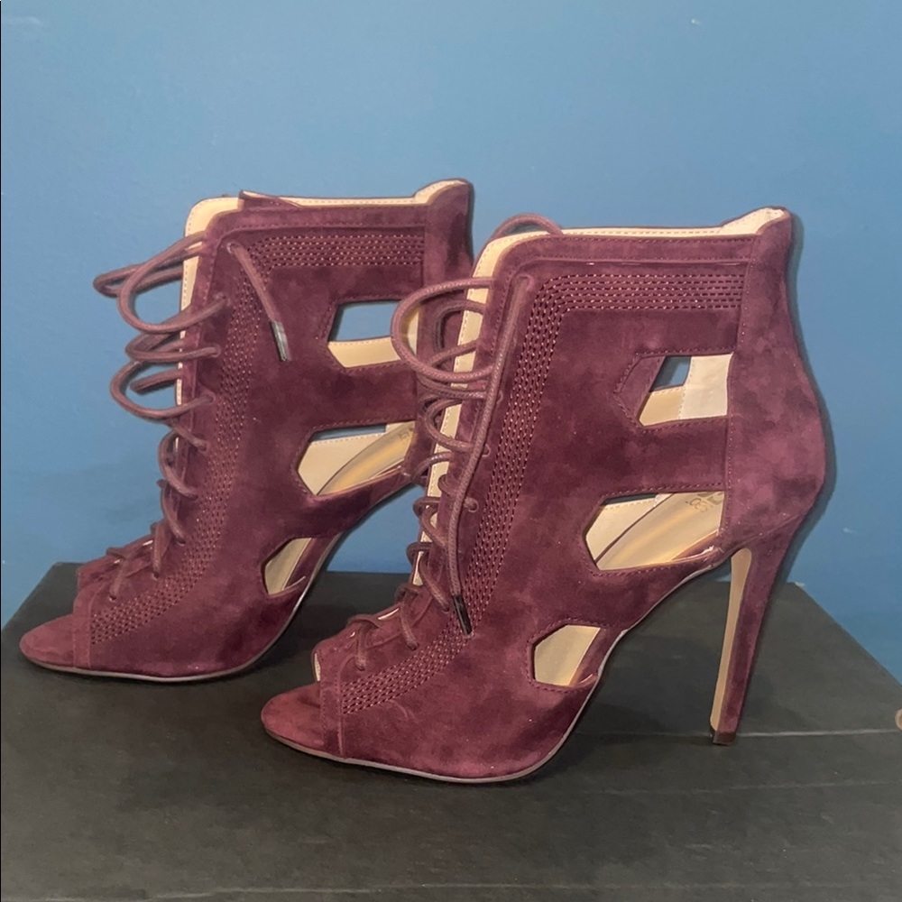NEW in box Joe’s laced up Stiletto and Cut-Out Design